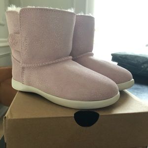 Never worn pink glitter toddler Uggs